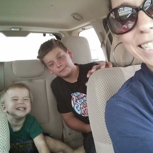 Meet your Posher, Holli